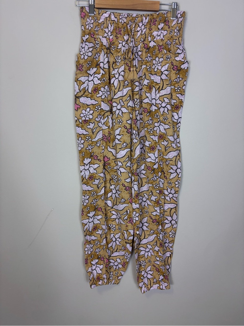 Aerie Mustard Yellow with Pink Floral Straight-Leg Pants Size Small